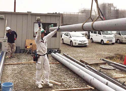 資材搬入、及び施工補助